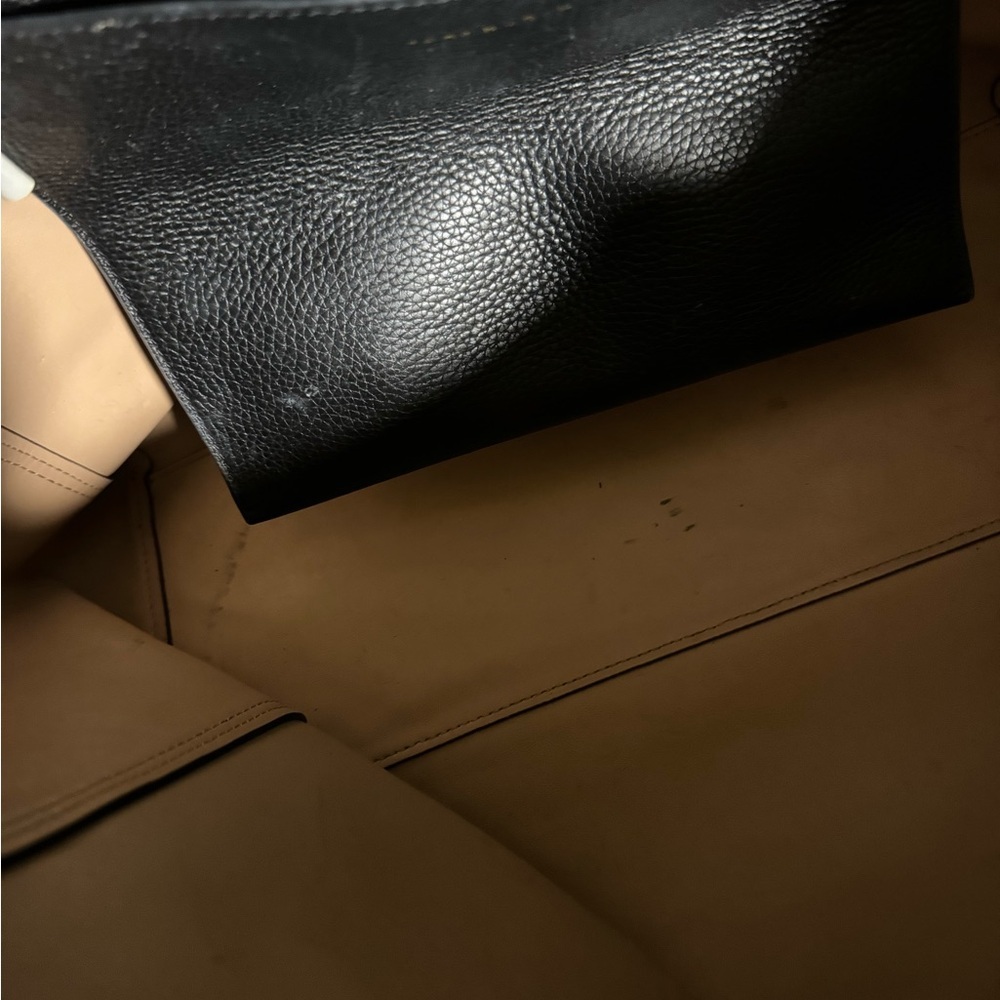 Tory Burch Pebbled leather handbag - Picture 10 of 14